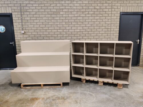 Tri-Bune Cabinet